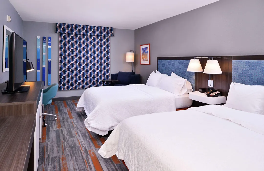Hampton Inn & Suites Legacy Park-Frisco-1