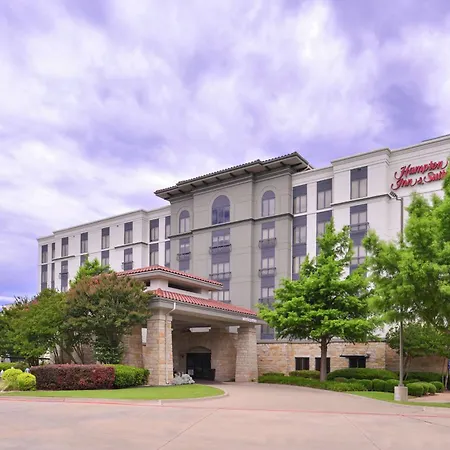 Hampton Inn & Suites Legacy Park-Frisco-2